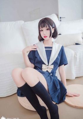 情侣食堂上演大尺度动作片_免费国语