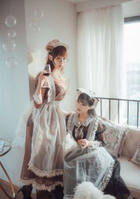 微信头像女黑白欧美_蓝光在线观看高清